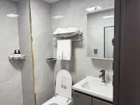 Yuechen Yaju Homestay (Wanda Plaza Kashgar)