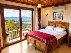 Saruhan Hotel