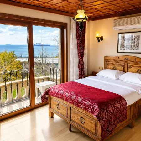 Saruhan Hotel Отели рядом с достопримечательностью «Фатих»