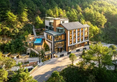 Jinshining Vila Hotels near Jinfuo Mountain