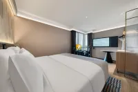 Yuyue Esports Hotel (Wuxi Meihua Li Wuyue Water Street Branch)