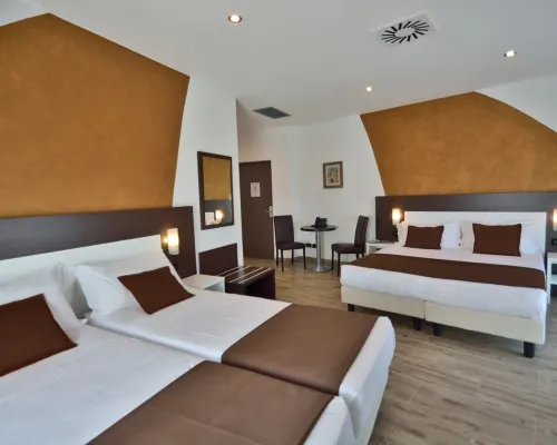 Hotel Luxor Florence Hotel berhampiran Galeri Uffizi