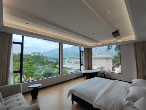 Bidun · Luyin Villa