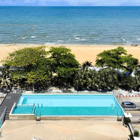 Jomtien Hisotel Отели рядом с достопримечательностью «Парк Юрского Периода»