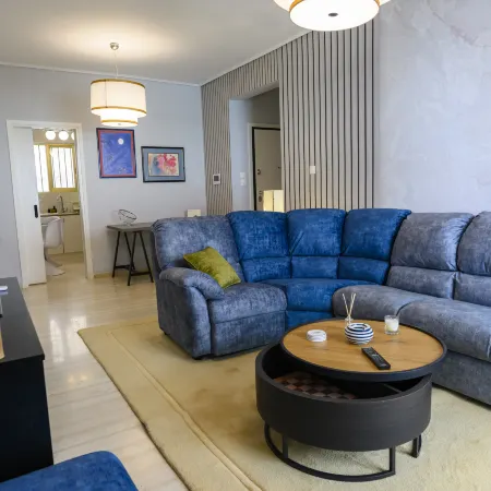Luxury 2 bed Urban Oasis in the Heart of Athens