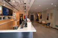 HUATing Hotel (Dehui Renmin Street)
