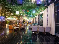 Dege Cangyang Gyatso Love Song Hotel (Manigango) Hotels in Dege