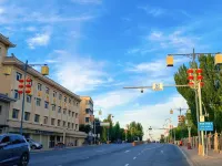 Ai Qin Hai Zhen Pin Hotel - 3-Star