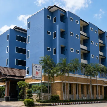 Onnicha Hotel Phuket Отели рядом с достопримечательностью «Центр распродаж Premium Outlet»