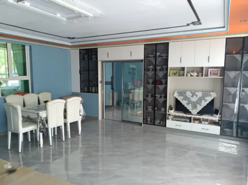 Yelamancun Guxiang Quannongjia - Dağ Manzaralı