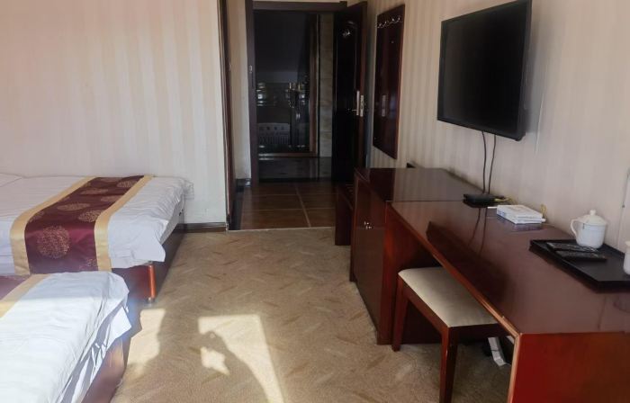 Qiang's Business Hotel