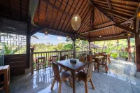 Medukuh Point Hill Sidemen - Lodges