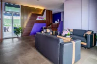 SANS Vibes Violeta Inn Jambi - 3 ดาว