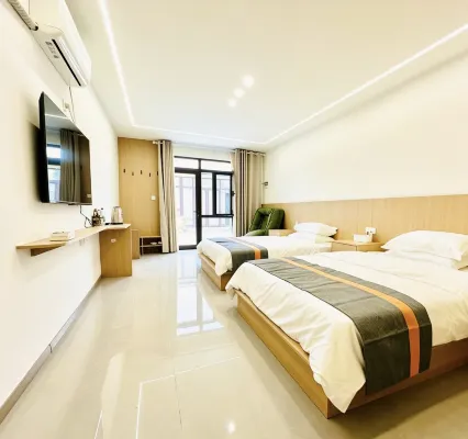 Yunmen Yinqi · Mountain View Courtyard Homestay (Qingzhou Yunmen Mountain Ancient City Scenic Area) - Pet friendly