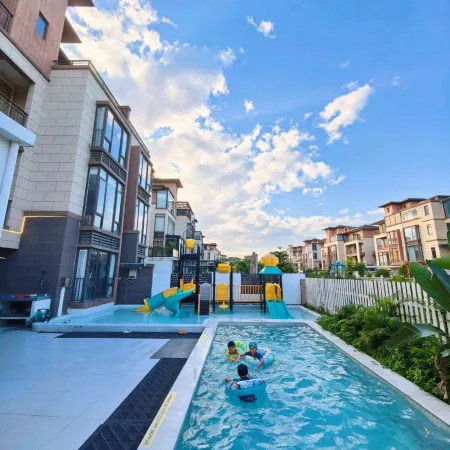 InSide Homestay (Foshan Midea Luhu)