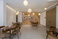 Zhashui Lan · Mountain View Collection Homestay - Balcony