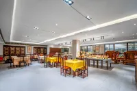 ELONG R.YUN (Beijing Capital Airport Branch) - Flughafentransfer