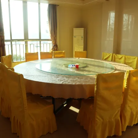 Taishan Chuandao Town Shangchuan Xinchunlai Homestay