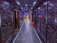 White House Hotel Hotels in Butuo County