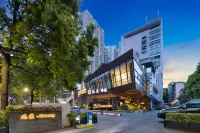 Haiyi Hotel Hotels near Martyr's Park