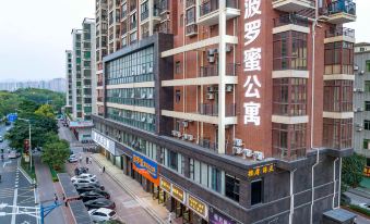 Bolomi Hotel Apartment (Qingyuan Shunying Times Square)