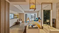 Yishang PLUS Hotel (Xiangyang Station Minfa Commercial Plaza Branch) Hotels in Xiangyang