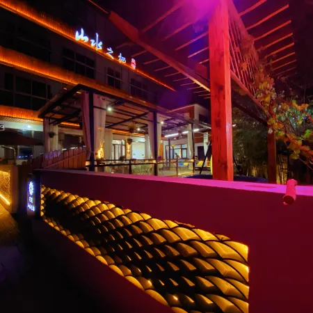 Floral Hotel · Yesanpo Mountain and Water Habitat hotel (Yesanpo Yunxigu Branch)