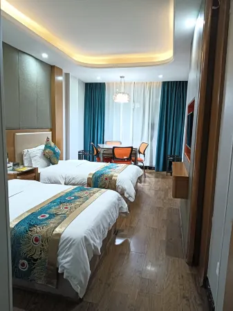 Yuanling Grand Hyatt Hotel Отели рядом с достопримечательностью «Longxing Lecture Temple»