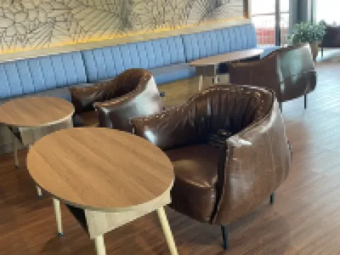 The Bedrooms Maeklong Hotel and Services Apartment Hotels in Mueang Samut Songkhram