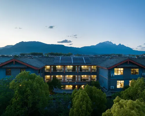 Zuixi  Mountain ViewTea and Coffee Courtyard Villa with Sunlight on the Snow Mountains Избранное Photos