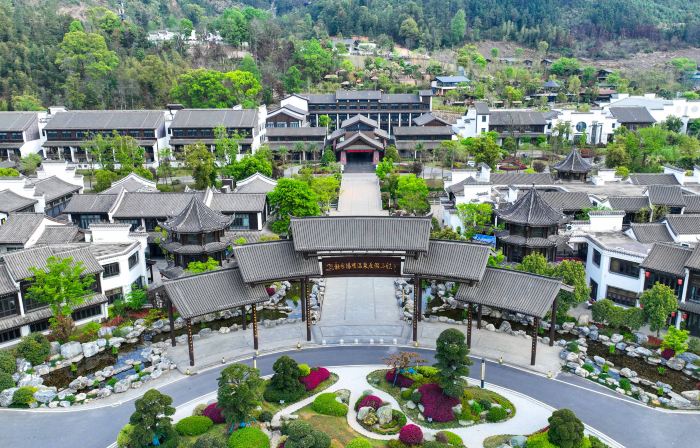 Yangming Hot Spring Resort Town, Ganzhou
