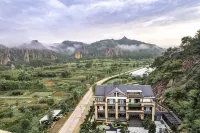 DI HU YUE SHE light luxury hotel - Mountain view