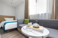 Urba Hotel  (Haihu Wanda Tangdao 637 Branch) - balcony