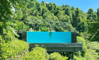 Meijie Mountain Hotspring Resort