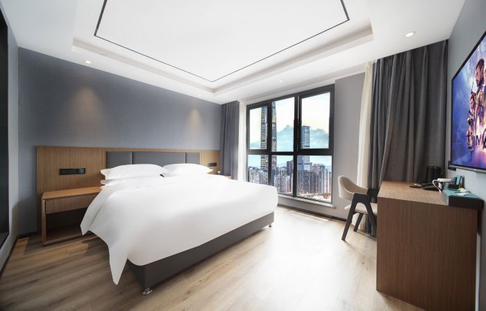 Yixi Hotel (Leshan High Speed Railway Station Shihao Plaza)