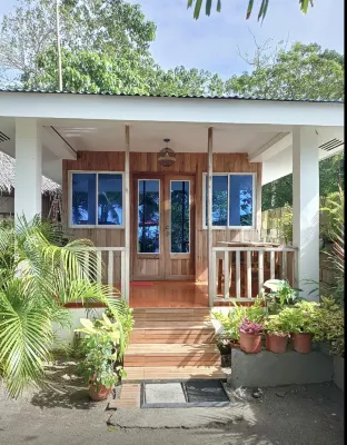 Treasure Beach Resort Hotels near Bancal Wharf