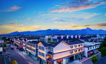 Lijiang Liman Resort Hotel (Gucheng South Gate)