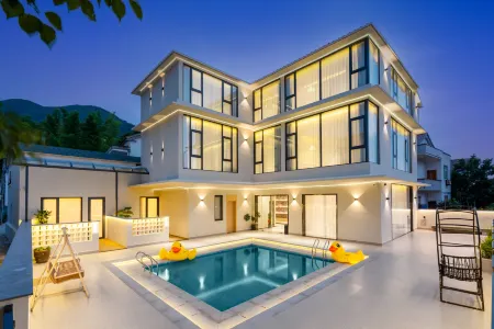 Diwudu Lianshanju Hotel Отели рядом с достопримечательностью «Tianmu Lake Yushui Hot Spring»