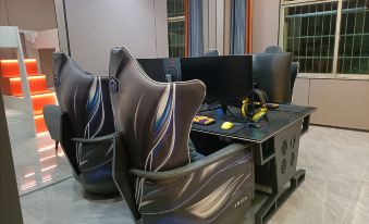 Taihe Zu'an E-sports Hotel