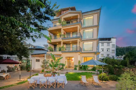 Fuxian Lake Blue Lake Homestay