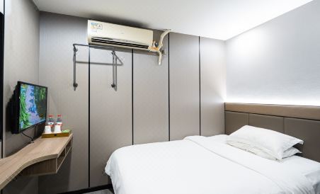 Pai Hotel (Nanjing Maigaoqiao Metro Station) - Housity