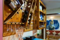 Holiday Hostel