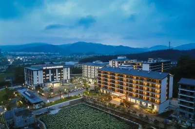 Yaowanggu Kangyang Hotel