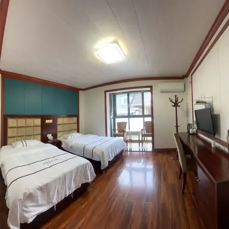 Wenchuan Erma Business Inn