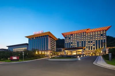 Ramada by Wyndham Taizhou West Tongyu Passenger Transport Terminal 주변 호텔