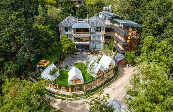 洱源世外梨園早安日月居湖景客棧