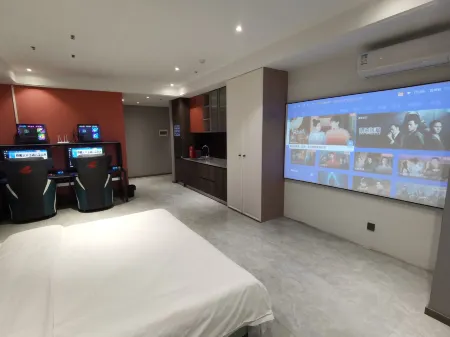 Wuzhong Green Giant E-sports Hotel Отели рядом с достопримечательностью «Siliangqizi Qubbah»