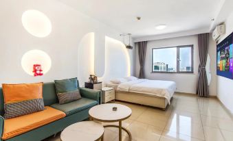 Shijiazhuang Meet the Movie Hotel (Xinbai Plaza MixC Store)