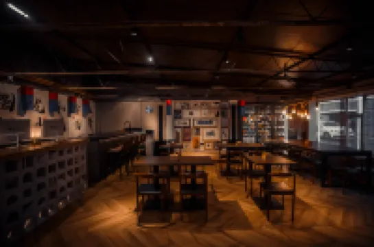 Bu'er Folk Youth Hostel (Yanji Yanbian University West Market Store)