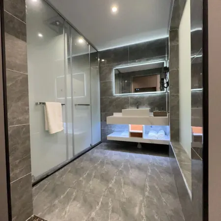 Hiat Hotel